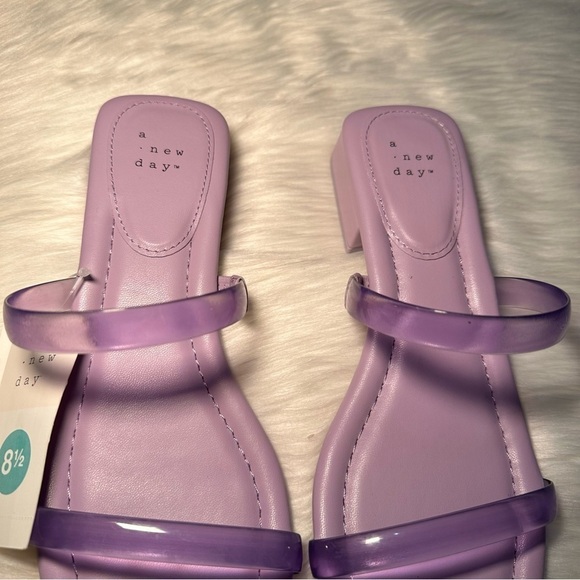 NWT A New Day Lavender Annie Memory Foam Slide Sandals Size 8.5 - Picture 4 of 9